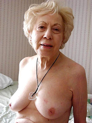 Undress sexy grandma pictures