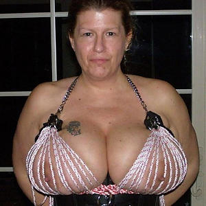 Amateur Mature Moms Saggy Tits - Amateur Mature Big Tits Pictures, Beautiful Nude Women at ...