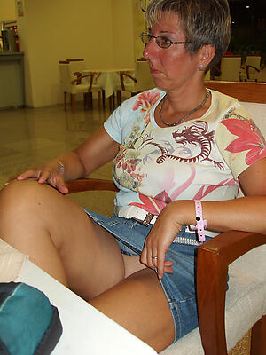 Horny mature pics