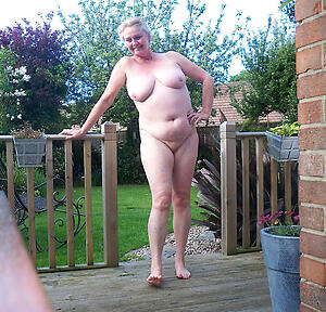 Unerring of age wed battle-axe pussy pics