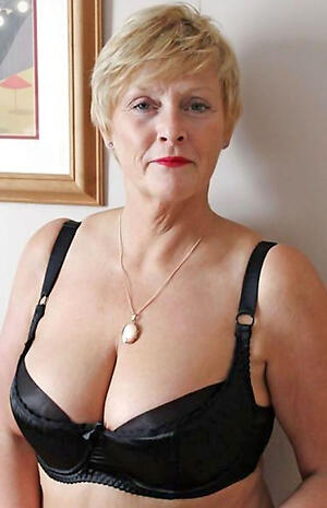 Free porn sexy mature ladies in bras