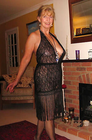 Amateur pics of hot erotic mature nudes