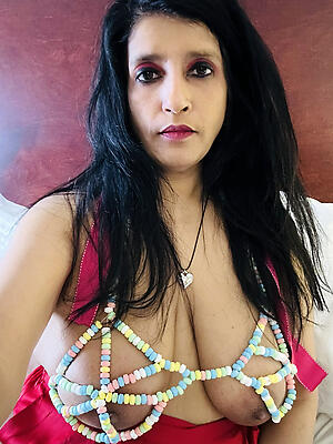 sexy mature latina women porn photo shoot