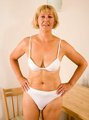 Grown up amateur lingerie updated weekly pics