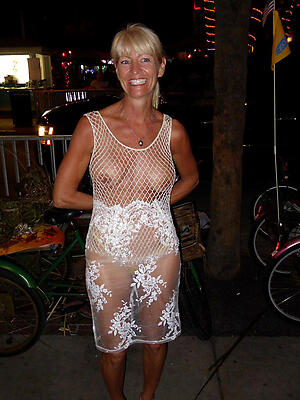 Real mature erotic nudes pics