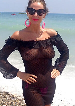 Amateur pics of naked mature outdoor
