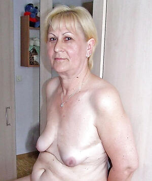 For beautiful naked gilf lovers