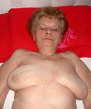 Photos from sexy naked grannies