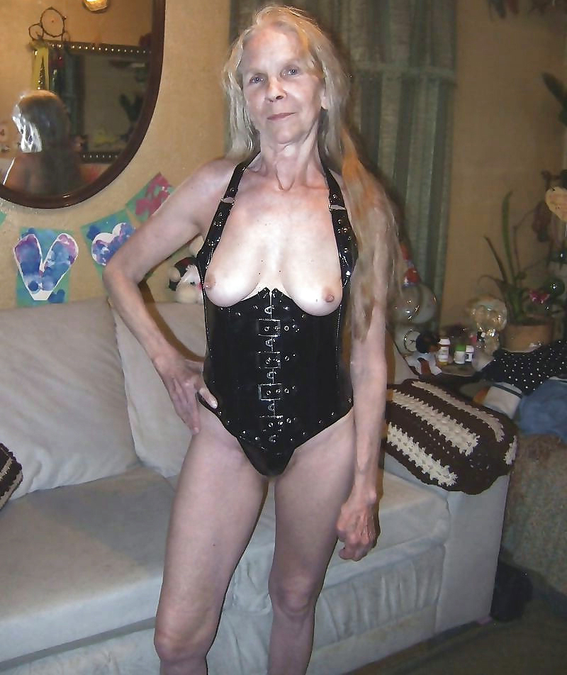 Nude Grandmother Pictures