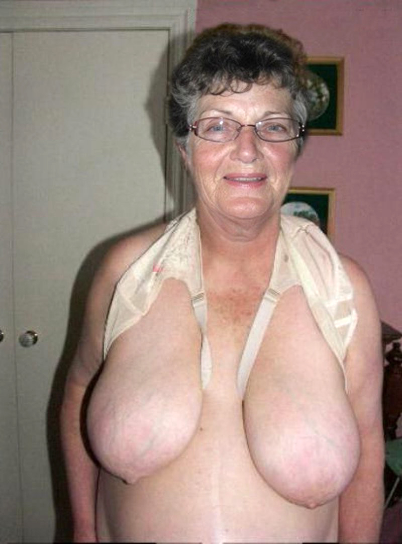 800px x 1082px - Amateur pics of big booty grannies